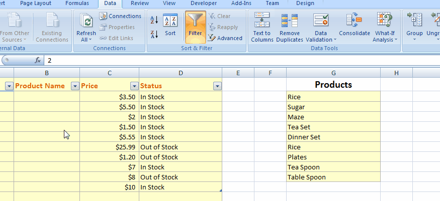 Animated GIF demonstrating the steps for creating a dropdown list in Microsoft Excel.